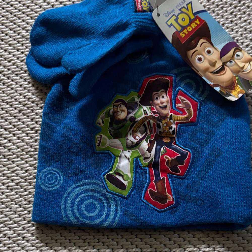 Hat & gloves Toy Story new size 2-5T acrylic Disney/Pixar